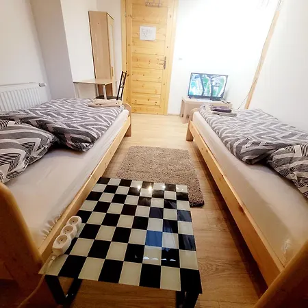 Hotel I Goscinne Pod Lasem