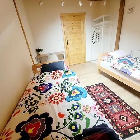 Hotel I Goscinne Pod Lasem